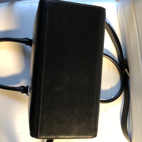 Kate Spade Black Leather with Bow Crossbody Purse - Picture 3 of 14